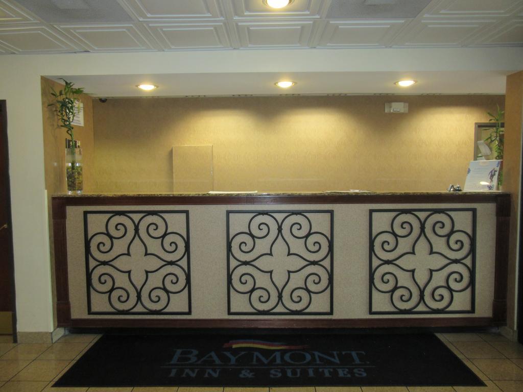 Baymont By Wyndham Columbia Fort Jackson Exterior foto