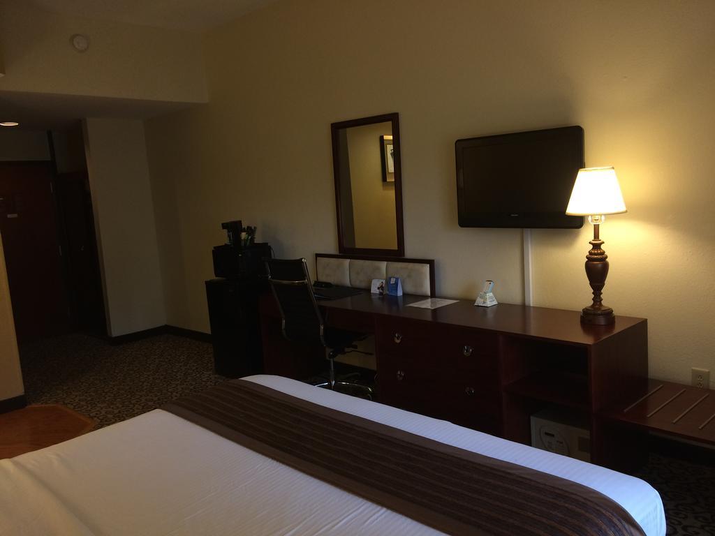 Baymont By Wyndham Columbia Fort Jackson Exterior foto