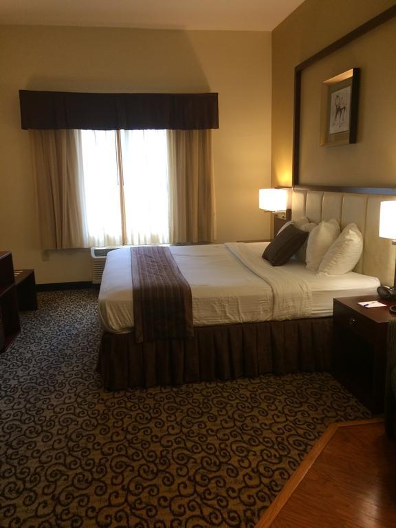 Baymont By Wyndham Columbia Fort Jackson Exterior foto